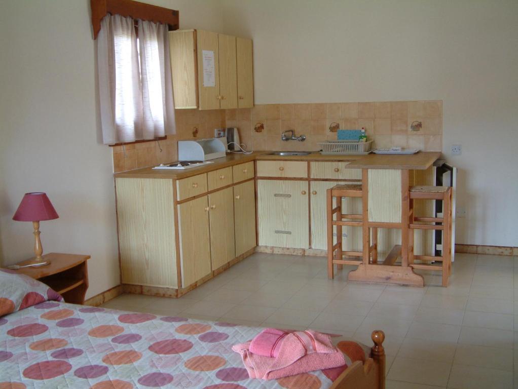 Pelekanos Apartments Pissouri Zimmer foto